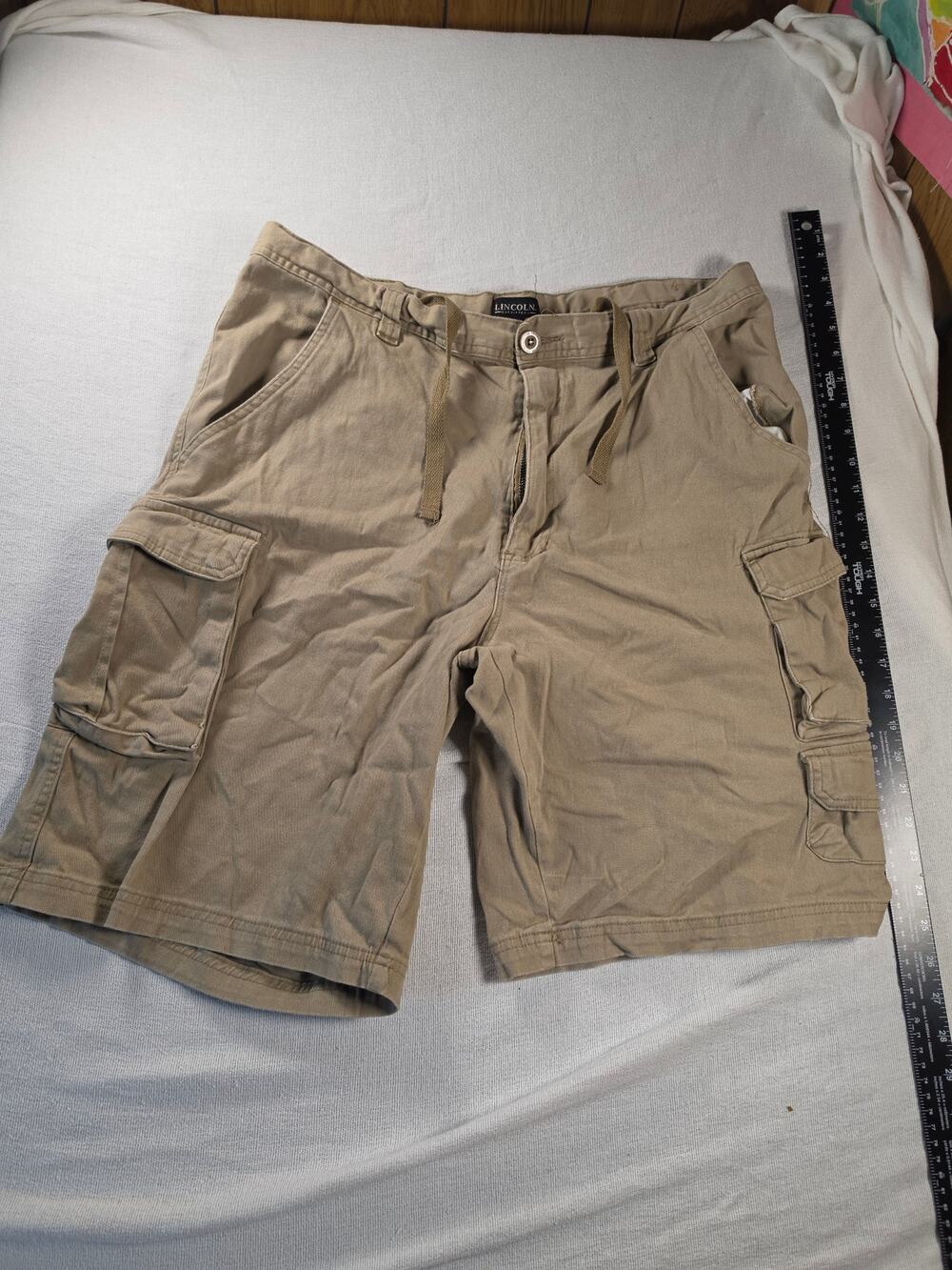 Lincoln Outfitters Tan Stretch Cargo Shorts Size 38